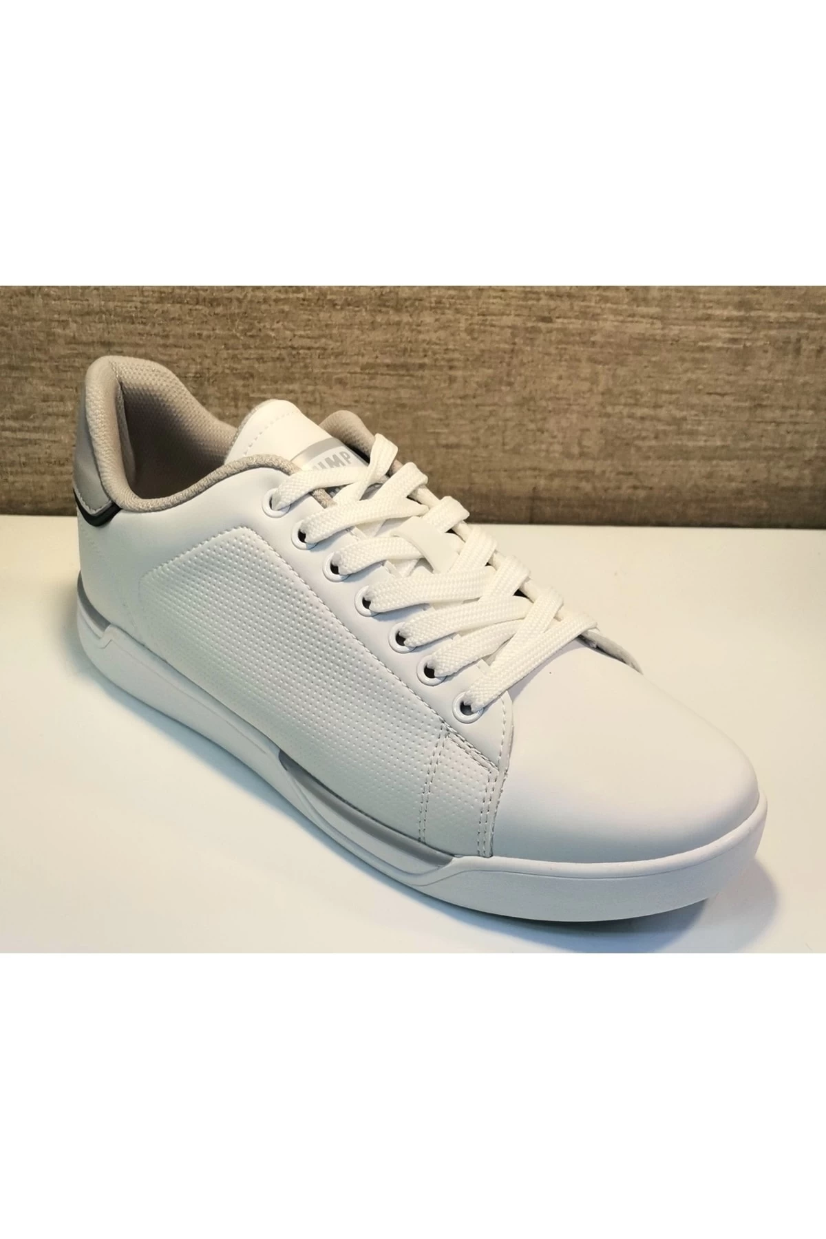 Jump Sneaker - Weiß - Flacher Absatz Herren Sneaker 666276144 1 Jump Sneaker - Weiß - Flacher Absatz Herren Sneaker 666276144