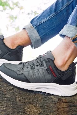 Jump Sneaker - Grau - Flacher Absatz